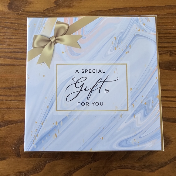 Side by Side or Miles Apart Friends themed Trinket Dish - NIB - Picture 4 of 5